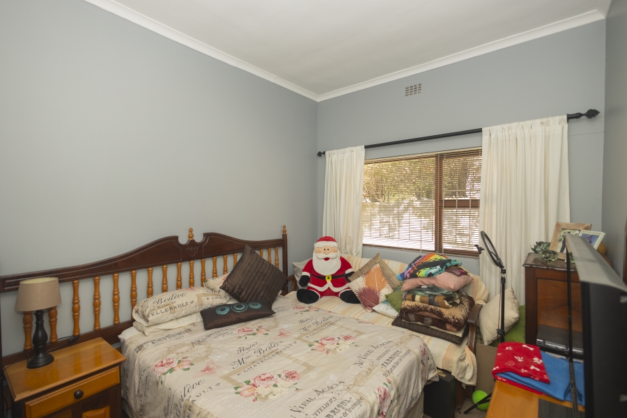 4 Bedroom Property for Sale in Rouxville Western Cape